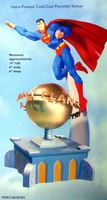 Superman Deluxe Statue with Motorized Rotating Daily Planet Base