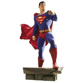 Superman Museum 1:4 Scale Deluxe Statue New Sealed DC Comics